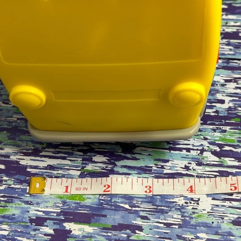 CoComelon Musical Learning Bus Number and Letter Recognition Phonetics - Picture 14 of 17